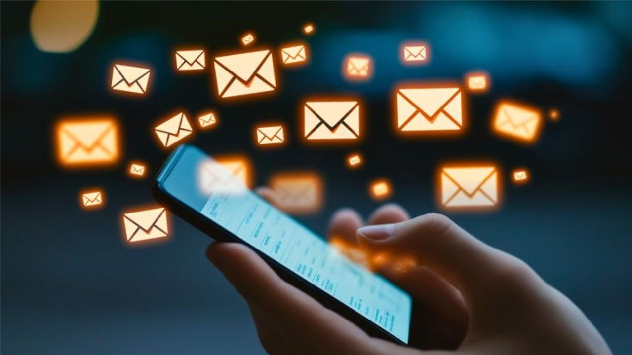 Social Media Stuff Embedtree